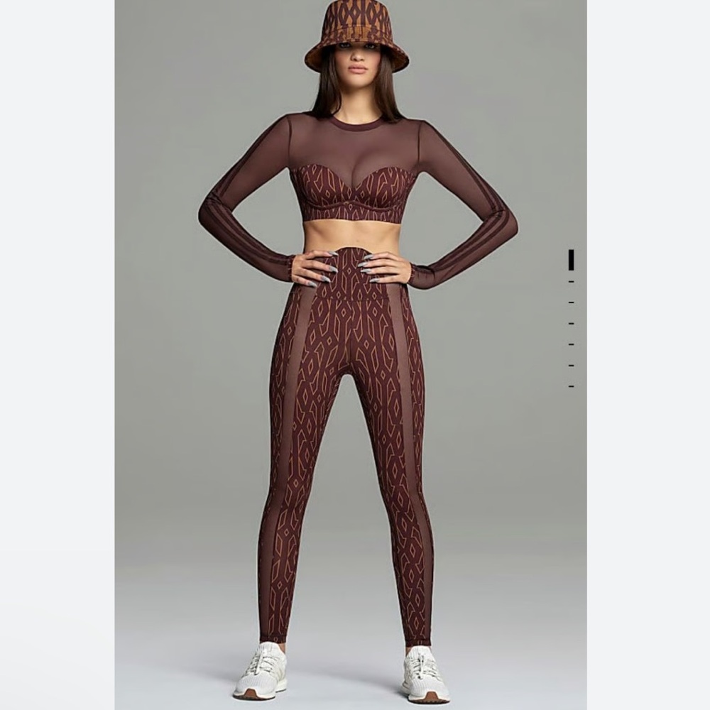 Adidas x Ivy Park Monogram SET Crop |Top Size Medium| Leggings Size XS